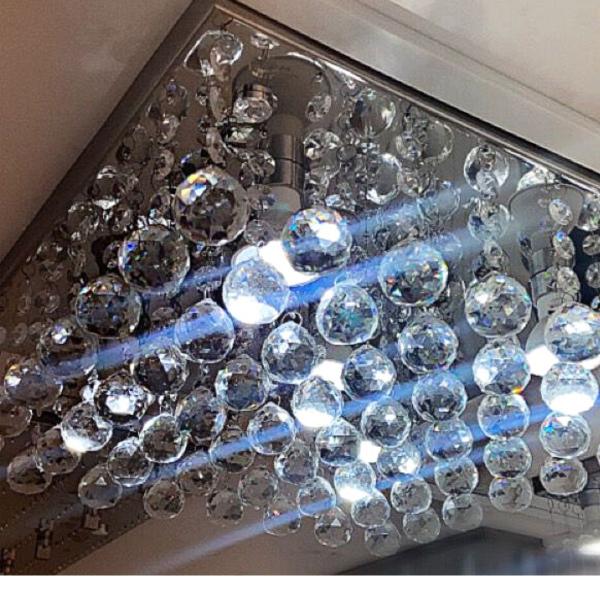 Lustre Grande Para Sala Em Cristal k9 Alto Brilho Base 20x20 Em Aço Inox Espelhada - CASA CRISTALLE Imagem de Lustre Grande Para Sala Em Cristal k9 Alto Brilho Base 20x20 Em Aço Inox Espelhada
