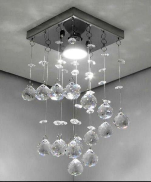 Imagem de Lustre para sala, quarto, banheiro, hall, Cristal k9 base 14x14