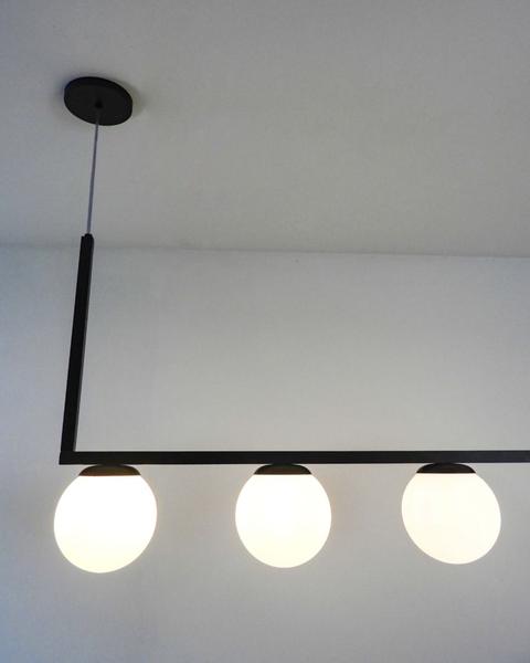 Imagem de Lustre Pendente Haste Angular 5 Bolas Globo Preto 120cm 370