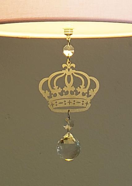 Imagem de Lustre Pendente Infantil Coroa Cúpula  Cáqui 50X15 3E27