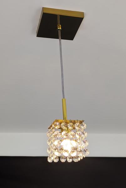 Lustre Pendente Quadrado Dourado Cristal Transparente 449 - IluminaMundo Imagem de Lustre Pendente Quadrado Dourado Cristal Transparente 449