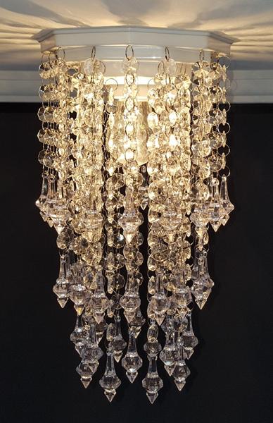 Lustre Plafon Cristal Acrílico Decorar Sala Iluminação Decoração Quarto Luminária Banheiro17x27 Gabi - Lustres SH Design Imagem de Lustre Plafon Cristal Acrílico Decorar Sala Iluminação Decoração Quarto Luminária Banheiro17x27 Gabi