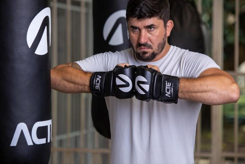 Imagem de Luva de MMA Preto P18 Acte Sports