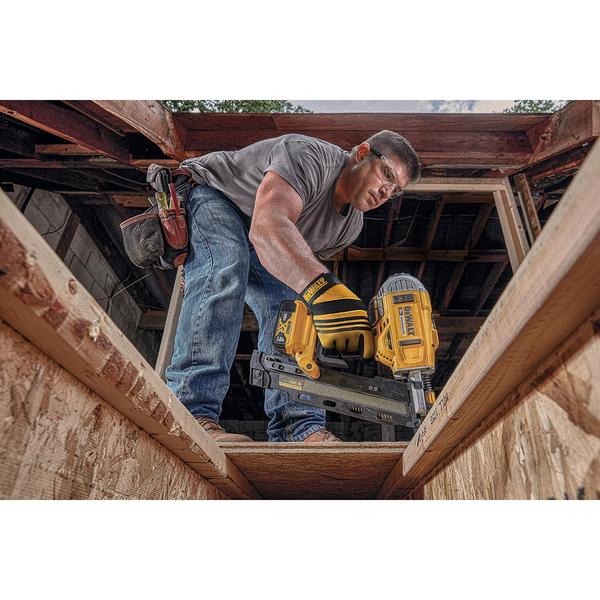 Imagem de Luva DEWALT DPG201 em material sintético Performance, tamanho XL