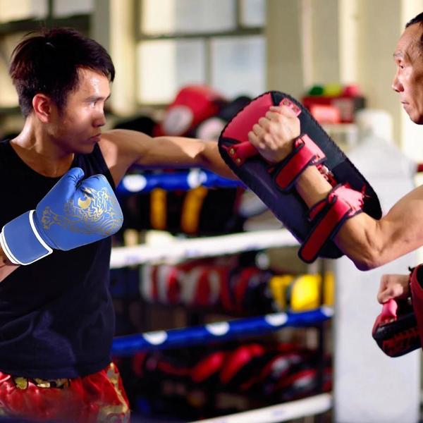 Imagem de Luvas de Boxe de Couro PU Respirável para Crianças e Adultos - Ideal para Academia e Esportes