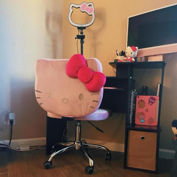 Imagem de Luz de anel de mesa RGB Impressions Vanity Hello Kitty de 10 polegadas com suporte e suporte para telefone, luzes LED para selfie com modos de cores arco-íris, sensor de ruído que afetam a luz e a batida musical, perfeita para TikTok