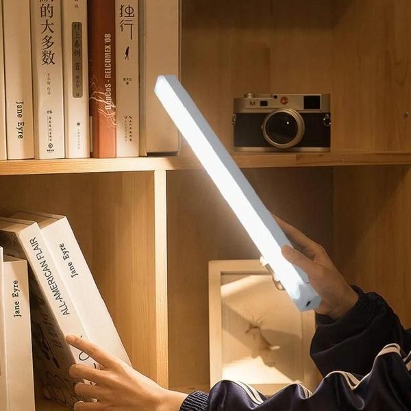 Imagem de Luz Noturna LED Recarregável com Sensor de Movimento PIR - Ideal para Quarto, Armário e Cozinha