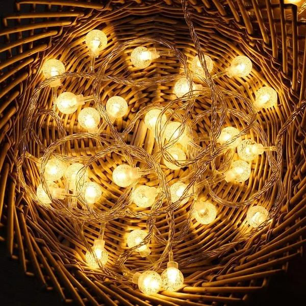 Luzes de Corda LED à Prova D'Água com Bola de Cristal - 20 LEDs para Jardim, Acampamento e Decorações Imagem de Luzes de Corda LED à Prova D'Água com Bola de Cristal - 20 LEDs para Jardim, Acampamento e Decorações