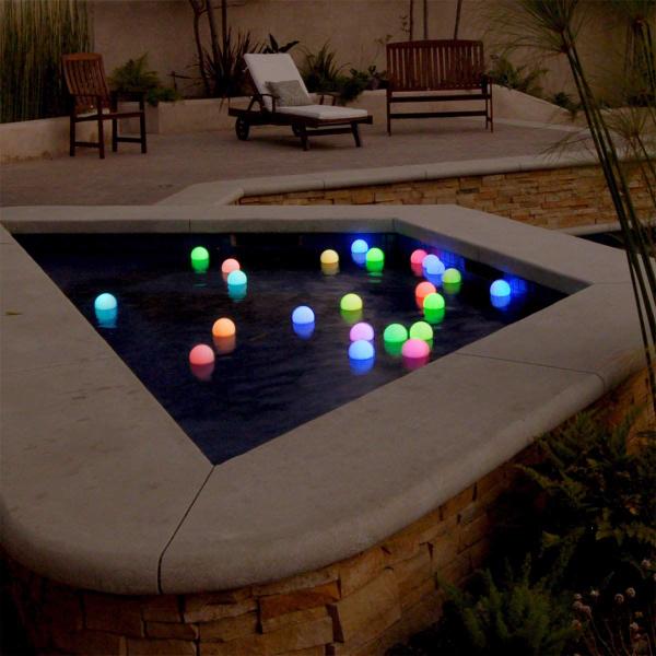 Luzes flutuantes piscando e piscando para piscina (conjunto de 12) - FlashingBlinkyLights Imagem de Luzes flutuantes piscando e piscando para piscina (conjunto de 12)