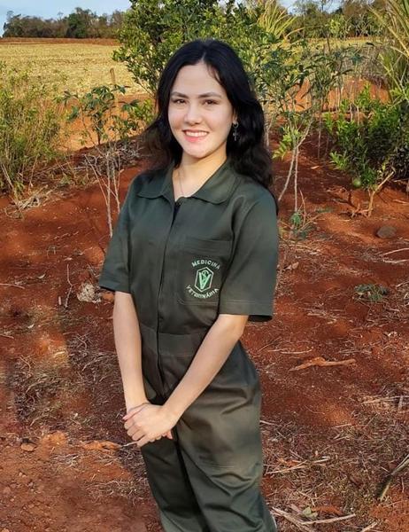 Imagem de Macacão Veterinário Femenino Verde Bandeira Manga Curta.