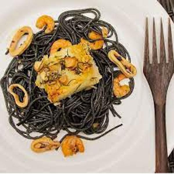 Macarrão Spaghetti Nero Di Sepia La Molisana 500g Imagem de Macarrão Spaghetti Nero Di Sepia La Molisana 500g