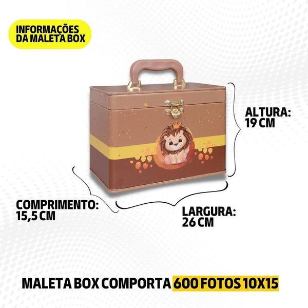 Imagem de Maleta Box 10x15 600 fotos 6 Álbuns Fotográficos REI LEÃO Bebê Dourado Infantil