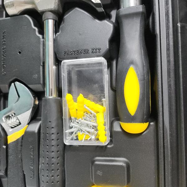 Maleta de Ferramentas Completa 129 Peças Profissional em Aço Carbono e Galvanizado - 123Útil Imagem de Maleta de Ferramentas Completa 129 Peças Profissional em Aço Carbono e Galvanizado