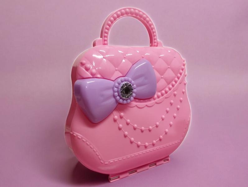 Maleta LOL com Bonecas e Acessórios - Brinquedo Infantil Portátil e Criativo - Envio Nacional Imagem de Maleta LOL com Bonecas e Acessórios - Brinquedo Infantil Portátil e Criativo