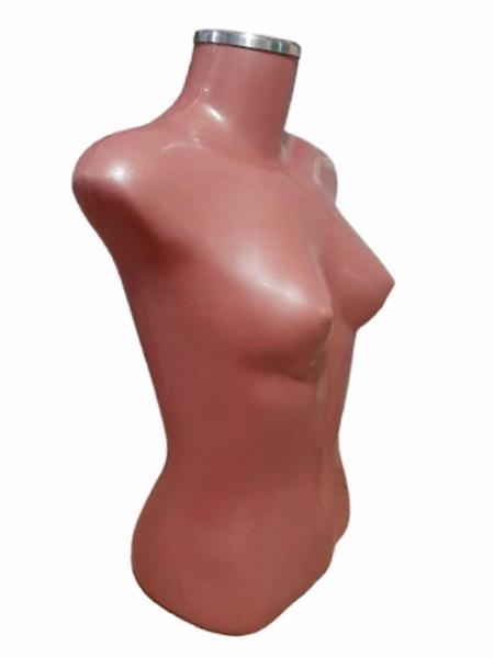 Imagem de Manequim feminino (Busto Slim P. 36) Rose com tampa de metal + pedestal costureira Rose.