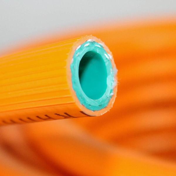 Mangueira Frisada para Pulverização 3/8 Pol 750 Libras 15m - Menco Imagem de Mangueira Frisada para Pulverização 3/8 Pol 750 Libras 15m