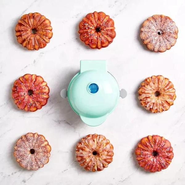 Máquina De Fer Bolo 110V Bundt Portátil Cake Maker 110V - Hyllus Imagem de Máquina De Fer Bolo 110V Bundt Portátil Cake Maker 110V