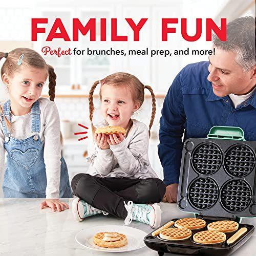 Imagem de Máquina de waffles Dash Multi Mini: quatro mini waffles, perfeitos para famílias e indivíduos, superfícies antiaderentes duplas de 4 polegadas com liberação rápida e limpeza fácil - Aqua