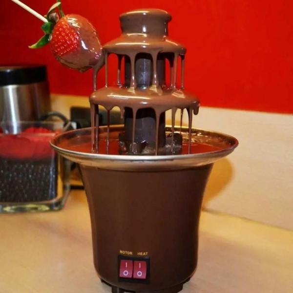 Máquina Fondue Cascata de Chocolate Fonte de Chocolate Elétrica Festas Eventos - rcl Imagem de Máquina Fondue Cascata de Chocolate Fonte de Chocolate Elétrica Festas Eventos