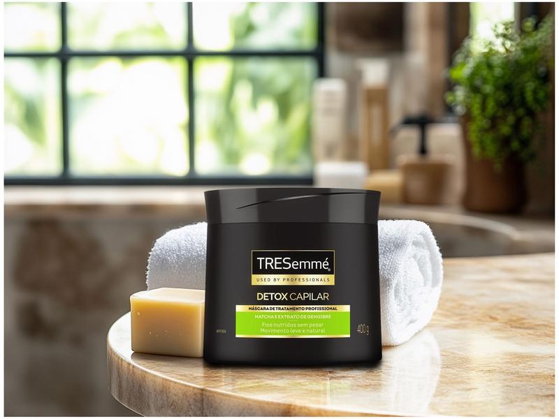 Máscara de Nutrição Tresemmé Detox Capilar 400g - Kit Cuidados com