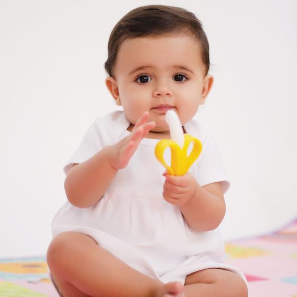 Imagem de Massageador de Gengiva Infantil Com Escovinha Banana Buba