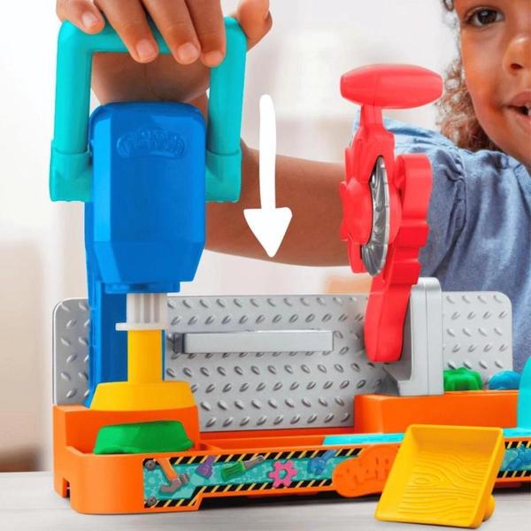 Massinha Play Doh Mesa De Ferramentas Com 5 Potes Hasbro Imagem de Massinha Play Doh Mesa De Ferramentas Com 5 Potes Hasbro