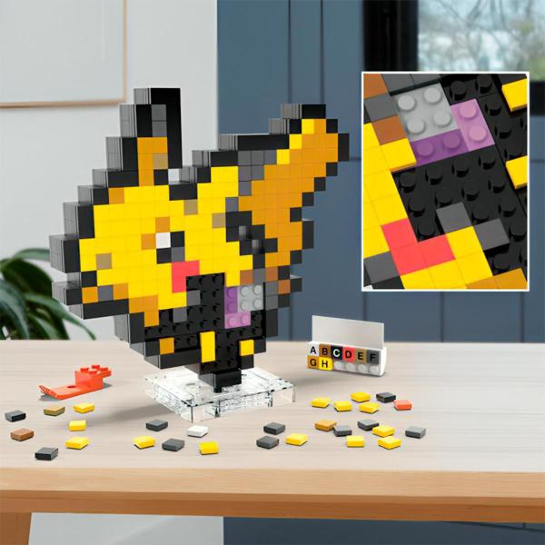 Imagem de Mega Pokémon Construção Pixel Art Pikachu Hth74 - Mattel