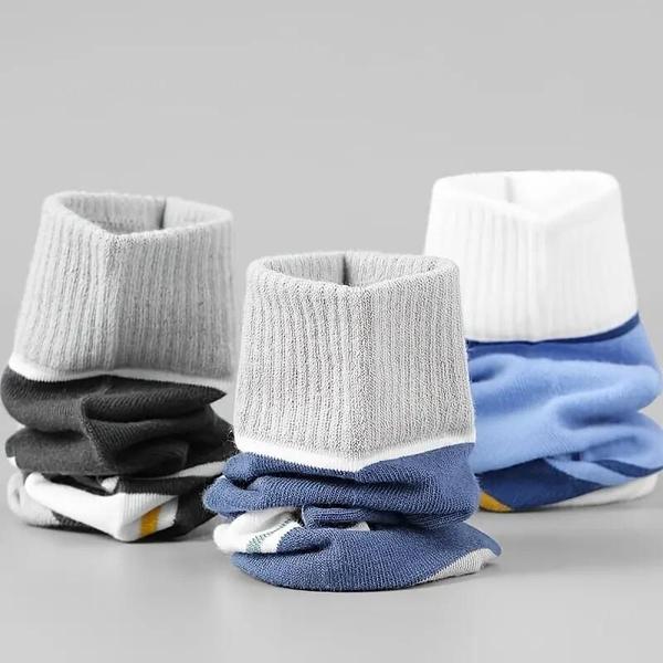 Imagem de Meias Esportivas Masculinas (5 Pares) - Cano Médio, Antiodor, Absorvente - Primavera/Outono