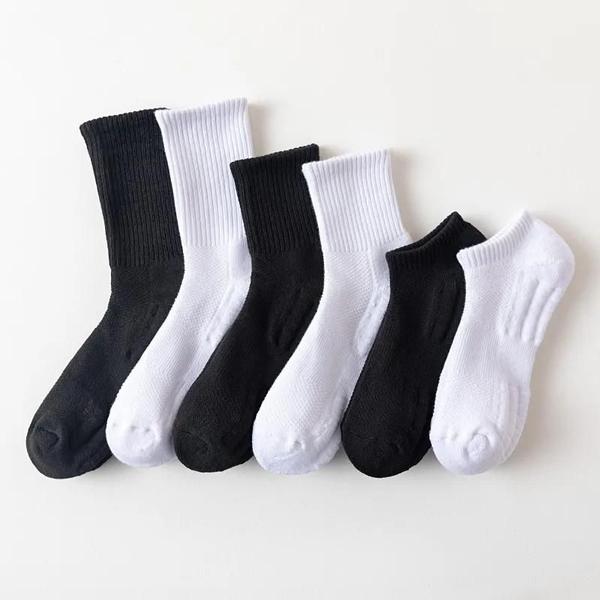Meias Esportivas Masculinas - Respiráveis, Absorventes e Confortáveis (Baixa, Média e Alta) Imagem de Meias Esportivas Masculinas - Respiráveis, Absorventes e Confortáveis (Baixa, Média e Alta)