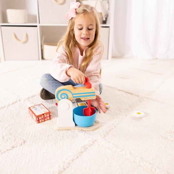 Melissa & Doug Wooden Make-a-Cake Mixer Set (11 pcs) - Play Food and Kitchen Accessories - Melissa & Doug Imagem de Melissa & Doug Wooden Make-a-Cake Mixer Set (11 pcs) - Play Food and Kitchen Accessories