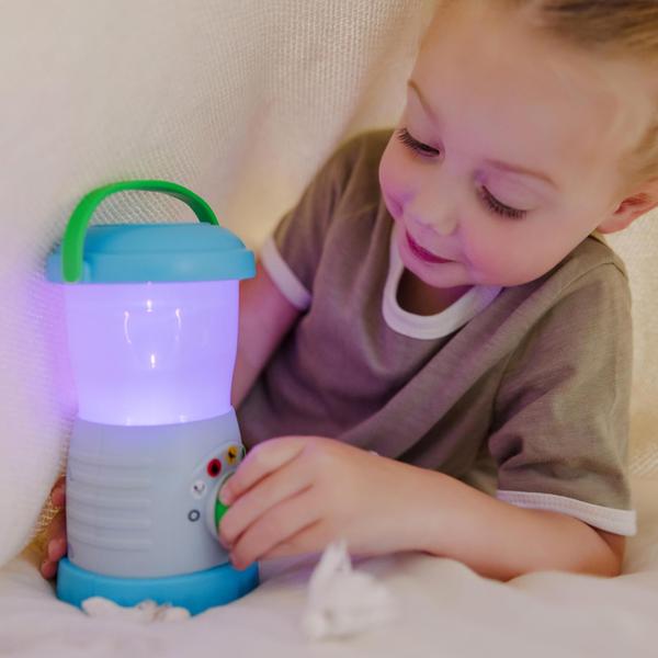 Melissa & Doug Vamos Explorar Light & Sound Camping Lantern Play Set Imagem de Melissa & Doug Vamos Explorar Light & Sound Camping Lantern Play Set