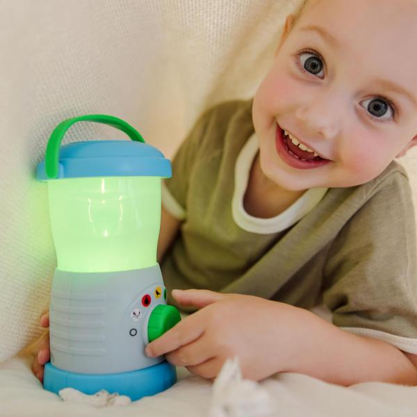 Melissa & Doug Vamos Explorar Light & Sound Camping Lantern Play Set Imagem de Melissa & Doug Vamos Explorar Light & Sound Camping Lantern Play Set