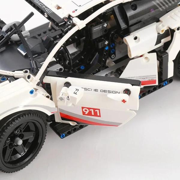 Imagem de Meninos Escala 1:10 1580PCS 911RSR RC Super Racing Car Building Blocks Modelo Módulo De Potência