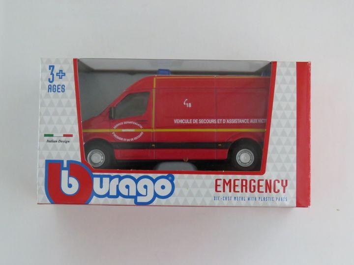 Imagem de Mercedes Benz Splinter - Emergência Bombeiro - Emergency - 1/50 - Bburago