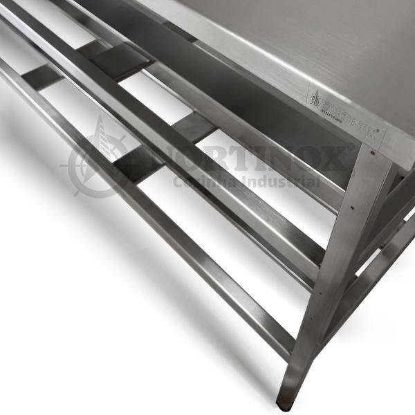 Imagem de Mesa Aço Inox Industrial 170x70x90cm com 2 Prateleiras Fenestradas Nortinox