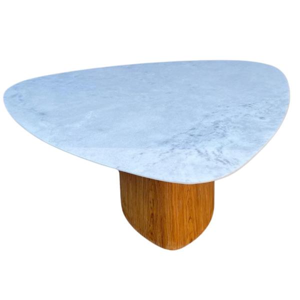 Imagem de Mesa de Jantar Cone orgânica Redonda 120x123 cm Base Freijó Tampo Mármore