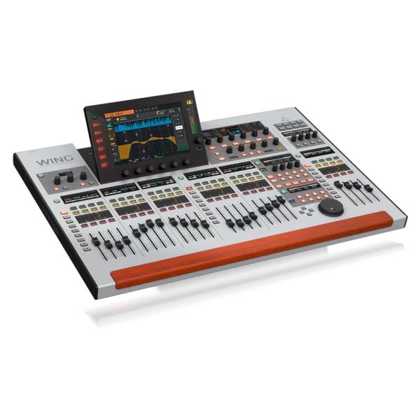 Imagem de Mesa Digital Behringer Wing 48 Canais