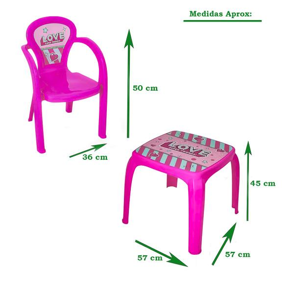 Imagem de Mesa Infantil Com 2 Cadeiras Para Brincar