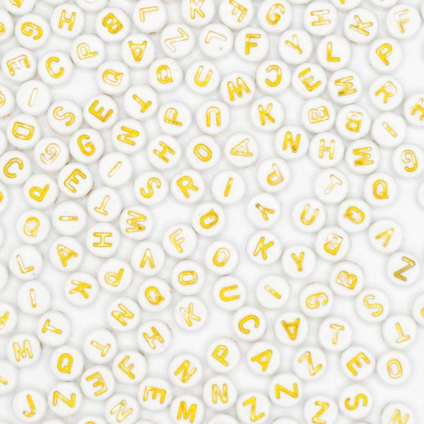 Miçanga Passante Redondo Alfabeto Acrílico Branco Letra Dourada 7mm 100pçs 15g - Macall Imagem de Miçanga Passante Redondo Alfabeto Acrílico Branco Letra Dourada 7mm 100pçs 15g