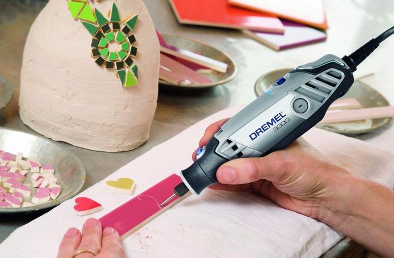 Imagem de Micro Retífica Dremel 3000 Com 10 Peças Dremel