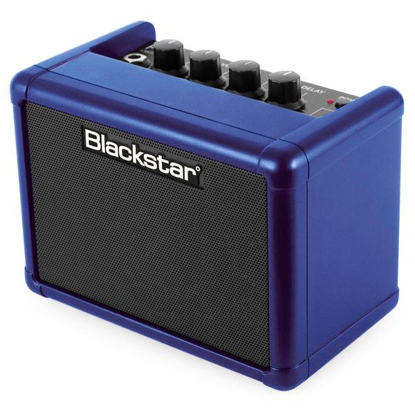 Imagem de Mini amplificador Blackstar Fly 3 azul royal com cabo, palhetas e tecido