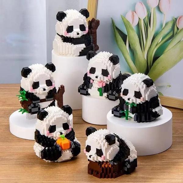 Imagem de Mini Blocos de Diamante 3D Panda - Kit de Construção Criativa para Crianças