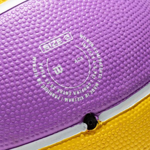 Imagem de Mini Bola De Basquete NBA Retro Team Lakers WTB3200XBLAL - Wilson