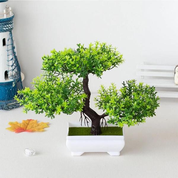 Imagem de Mini Bonsai Artificial em Vaso de Plástico - Decoração para Mesa e Jardim