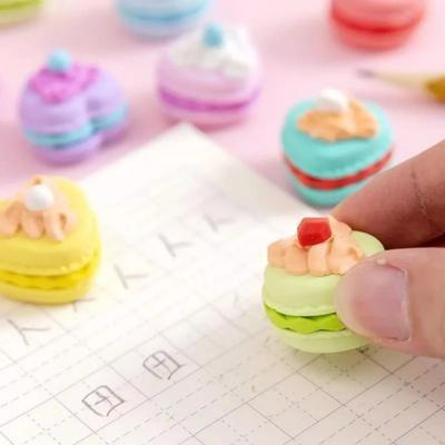 Imagem de Mini Borrachas Decorativas Coração Macaron Erasers Kit C/ 6