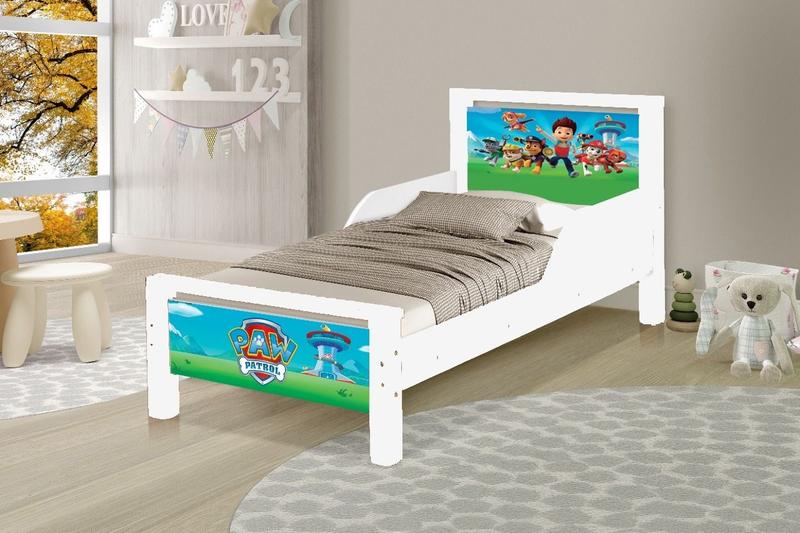 Imagem de mini cama juvenil branco retro com pes em madeira alto padrão moderno da patrulha canina