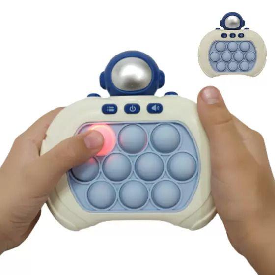 Mini Game Console Pop It Eletrônico Brinquedo Fast Push Anti Stress Mini Game Astronauta - QUANQI Imagem de Mini Game Console Pop It Eletrônico Brinquedo Fast Push Anti Stress Mini Game Astronauta