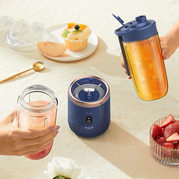 Mini liquidificador portátil 6 lâminas 400 ml - INTERPONTE Imagem de Mini liquidificador portátil 6 lâminas 400 ml