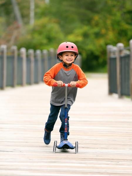 Imagem de Mini Scooter Infantil Deluxe 3 Rodas com LED - 2 a 5 Anos