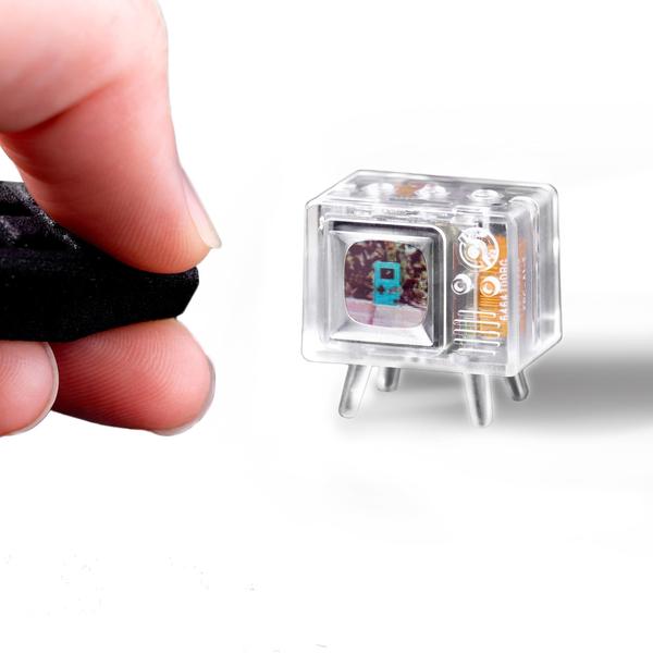 Imagem de Mini TV tinyTV Mini Ultra Minature USB-C Streaming Clear